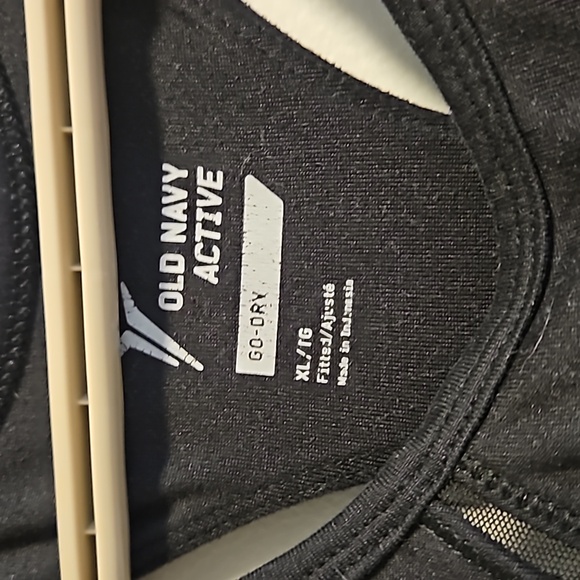 Black Workout Tank Top - Picture 3 of 5